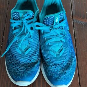 Nike Airmax Sequent 4 Teal and Blue Running Sneakers Size 6Y